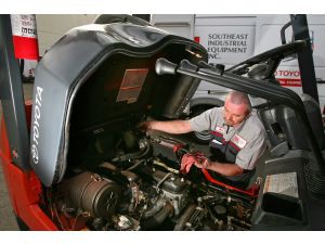 Common Forklift Parts: The Terminology Primer