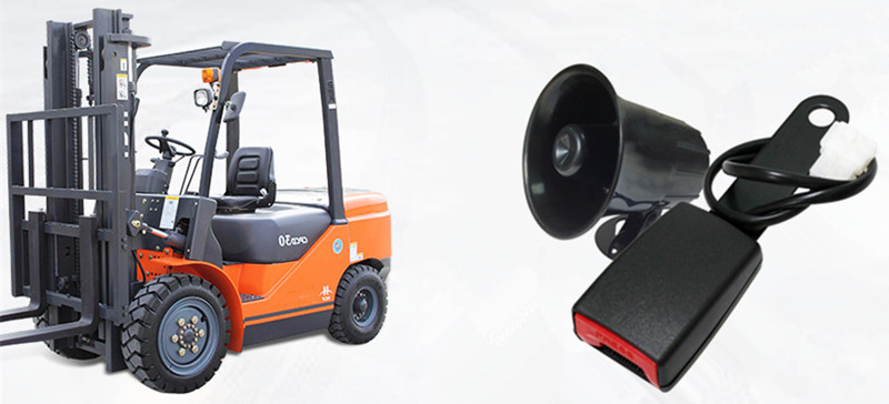 forklift seat belt monitoring system
