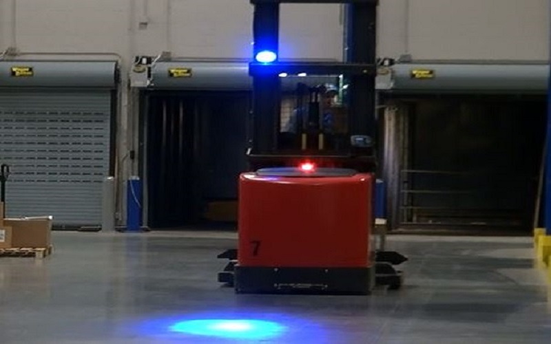 How Blue Lights Improve Forklift Safety? | TOPTREE